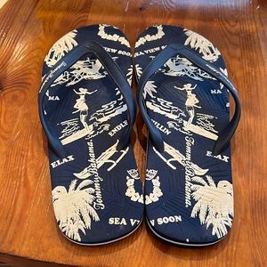 Tommy Bahama mens 11/12